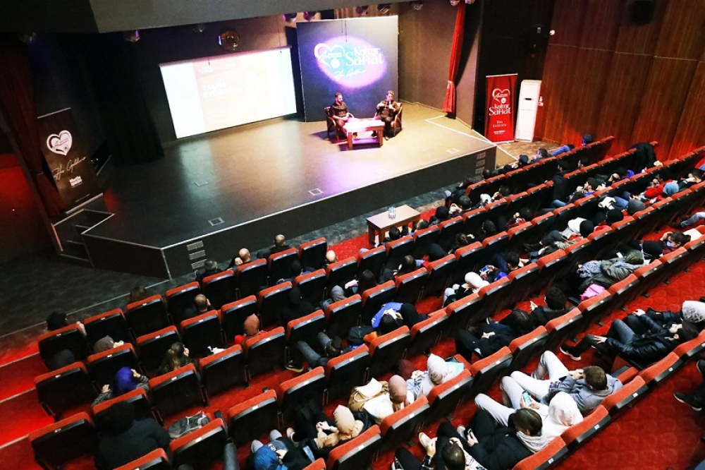 Adapazarı Kültür Sanatta Belgesel Konuşuldu
