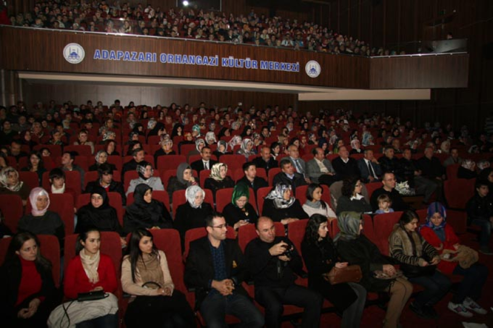 Dursun Ali Erzincanlı Şiir Dinletisi´ne Yoğun İlgi
