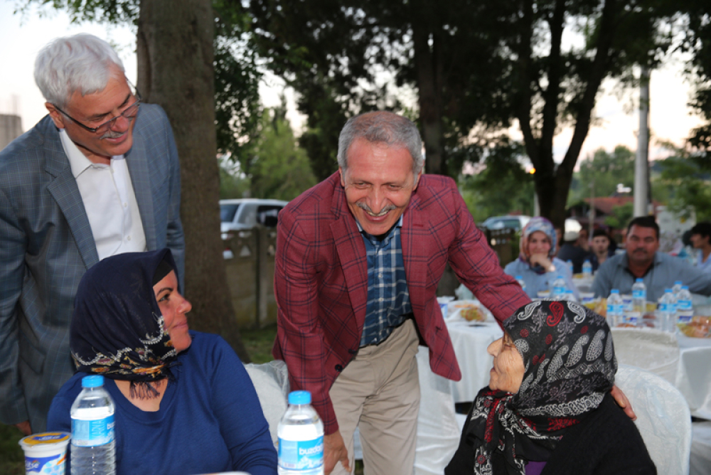 Halk İftarı Karadere´de Yapıldı